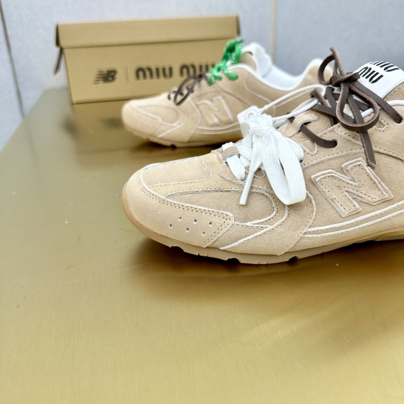 Miu Miu Casual Shoes